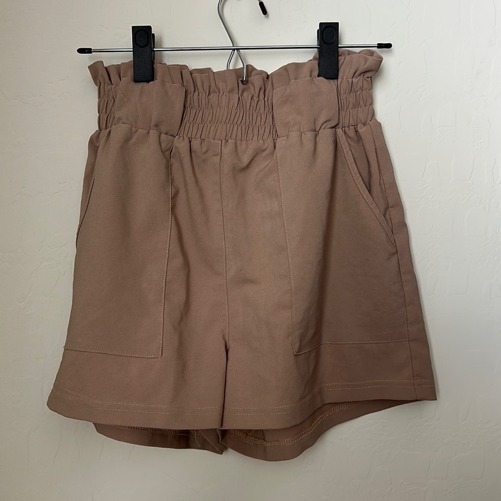 Beige shorts
